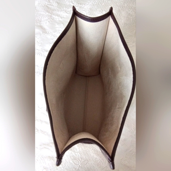 Patek Philipe "Le Voyage" Tote Bag - Picture 11 of 14